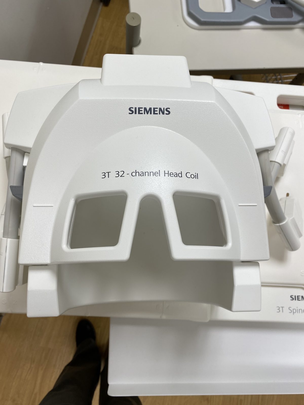 Siemens 32channel Head Coil, Model 10185400 Lucid Equipment